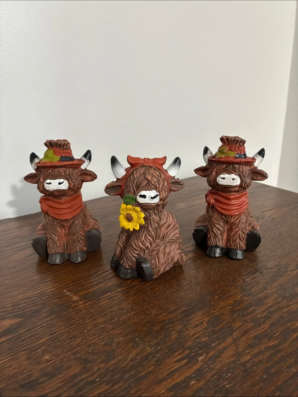 NWT- Set of 3- Fall Harvest- The rHighland Cow Figurines